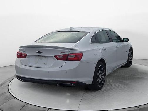 Summit White 2024 Chevrolet Malibu FWD RS