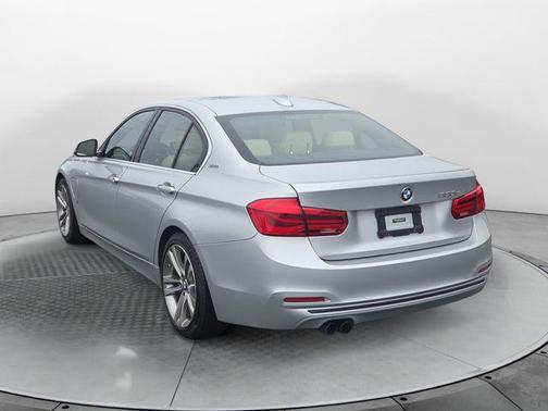 2018 BMW 330e iPerformance