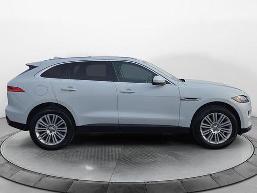 2018 Jaguar F-PACE 35t Portfolio
