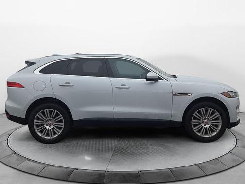 2018 Jaguar F-PACE 35t Portfolio