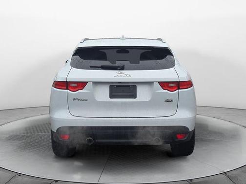 2018 Jaguar F-PACE 35t Portfolio