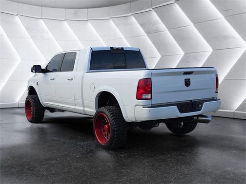 2018 RAM 2500 Big Horn Mega Cab 4x4 6'4' Box