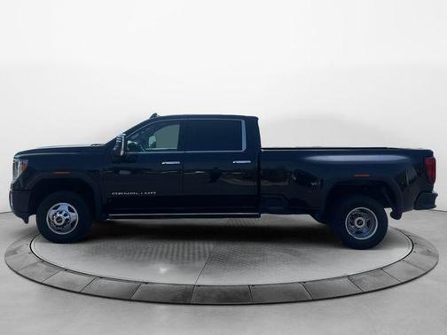 Onyx Black 2022 GMC Sierra 3500 Denali