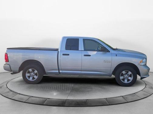 Bright Silver Metallic Clearcoat 2017 RAM 1500 Express