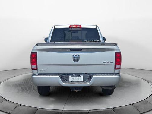 Bright Silver Metallic Clearcoat 2017 RAM 1500 Express