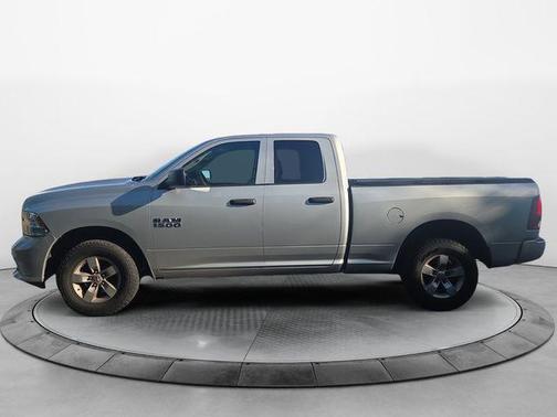 Bright Silver Metallic Clearcoat 2017 RAM 1500 Express