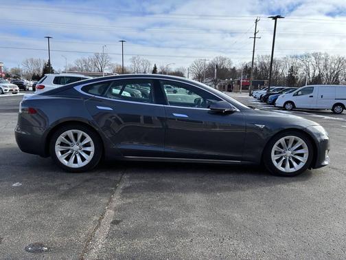 2016 Tesla Model S 75D