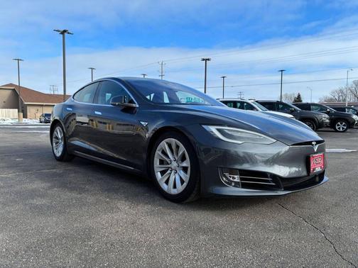 2016 Tesla Model S 75D