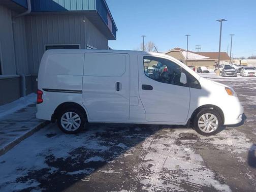 2019 Nissan NV200 SV