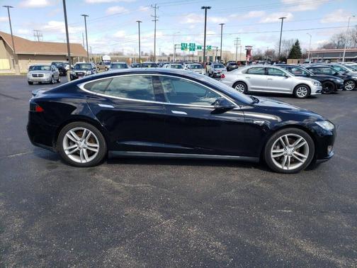 2013 Tesla Model S Performance