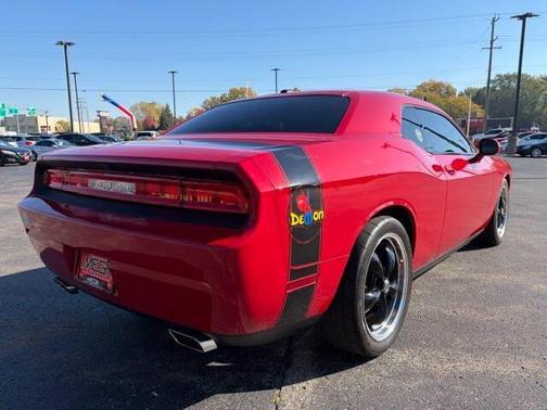 Redline 3 Coat Pearl 2012 Dodge Challenger R/T