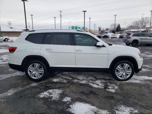2019 Volkswagen Atlas 2.0T SE w/Technology
