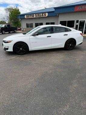 Summit White 2021 Chevrolet Malibu FWD LT