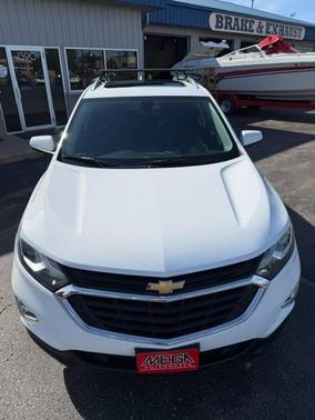 White 2018 Chevrolet Equinox LT