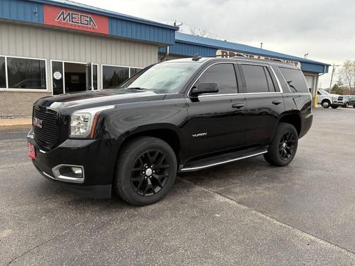 Onyx Black 2017 GMC Yukon SLE