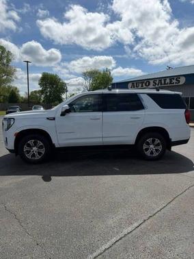Summit White 2022 GMC Yukon SLE