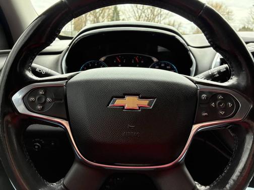 White 2018 Chevrolet Traverse LT Cloth