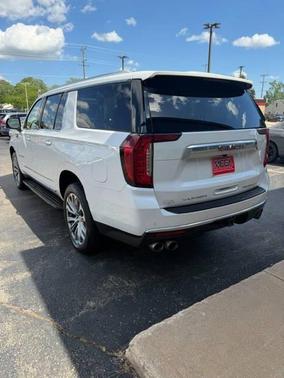 White Frost Tricoat 2021 GMC Yukon XL Denali