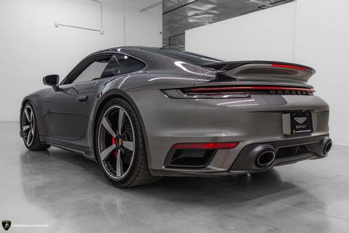 2022 Porsche 911 Turbo