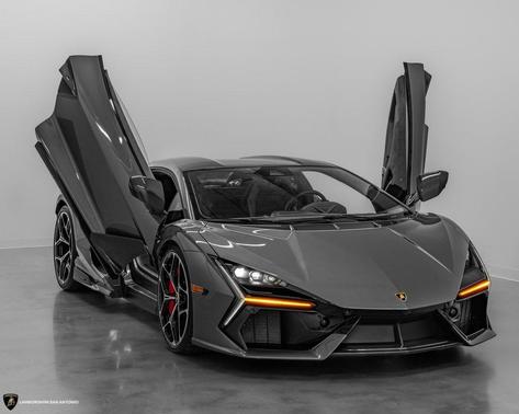 2024 Lamborghini Revuelto Base