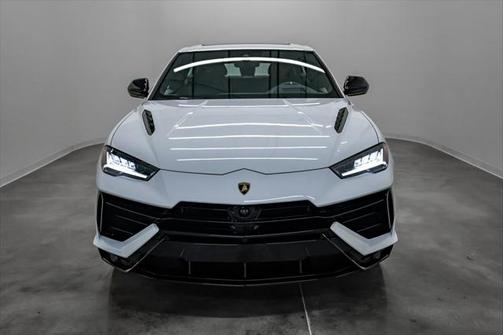 2024 Lamborghini Urus S
