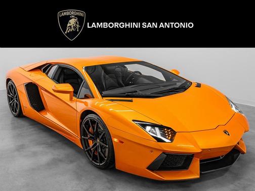 2014 Lamborghini Aventador 