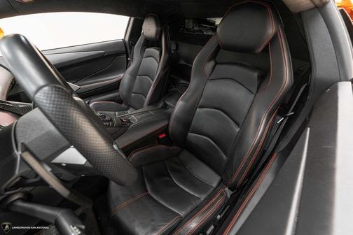 2014 Lamborghini Aventador 