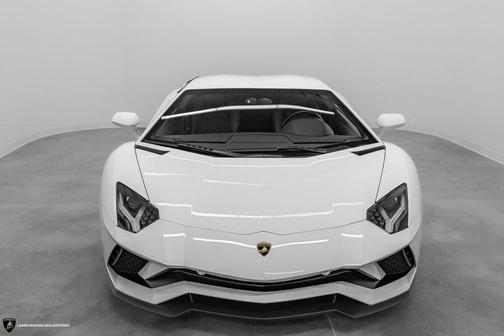 2018 Lamborghini Aventador S Base