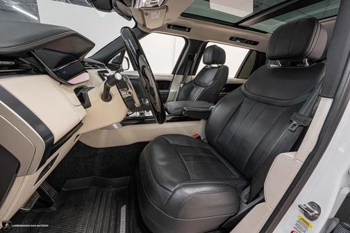 2023 Land Rover Range Rover P530 SE