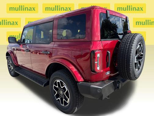 RUBY RED MET TNTD CLEARCOAT 2026 Ford Bronco Outer Banks