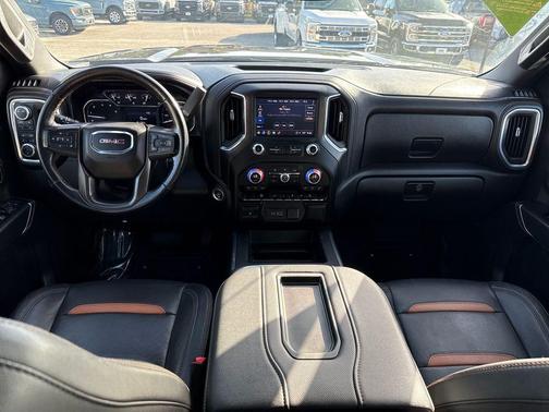 2021 GMC Sierra 2500 AT4