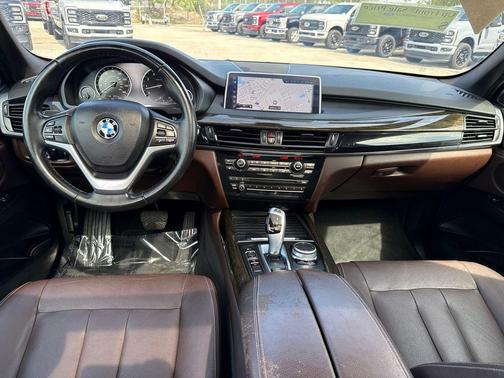 Mineral White Metallic 2017 BMW X5 sDrive35i