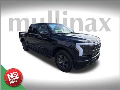 2023 Ford F-150 Lightning LARIAT