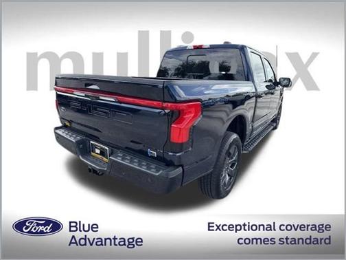 2023 Ford F-150 Lightning LARIAT