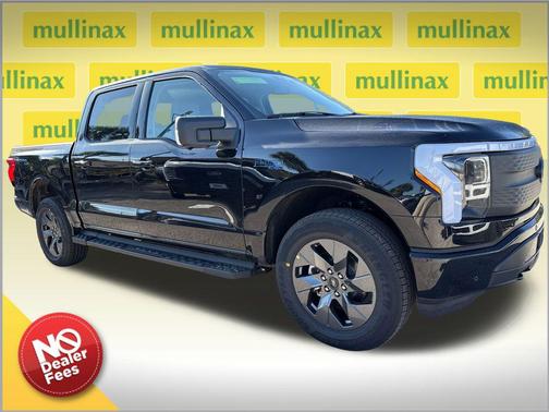2025 Ford F-150 Lightning Flash