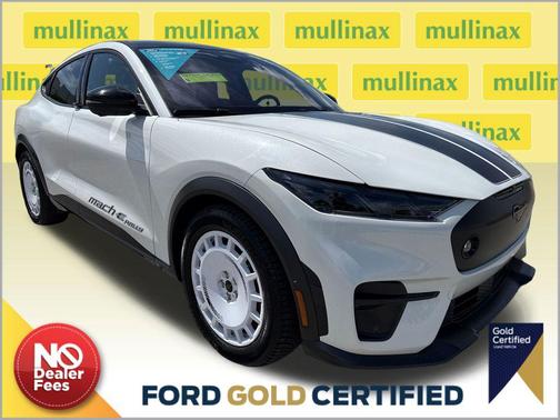 STAR WHITE MET TRI-COAT 2025 Ford Mustang Mach-E GT