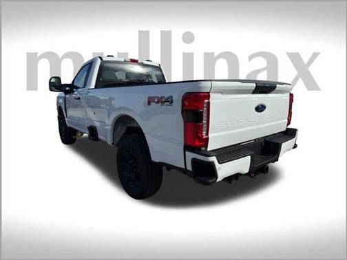 2025 Ford F-350 XLT