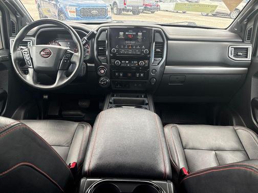 2023 Nissan Titan PRO-4X