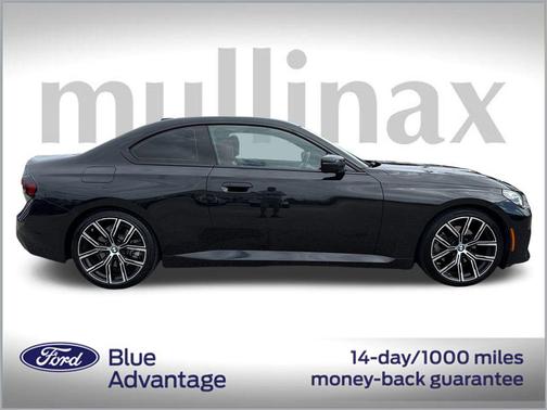 2023 BMW 230 i