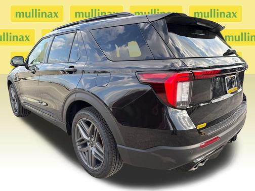 Agate Black Metallic 2026 Ford Explorer ST