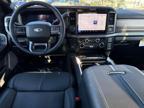 2026 Ford F-250 Platinum