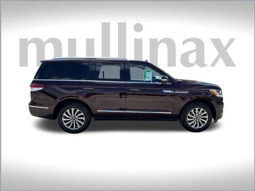 2024 Lincoln Navigator Premiere
