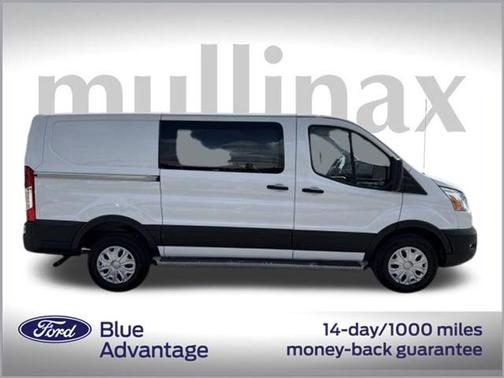2022 Ford Transit-250 Base