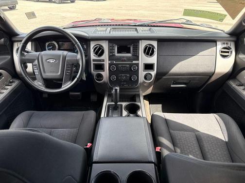 RUBY RED METALLIC TINTED CLEAR 2017 Ford Expedition EL XLT