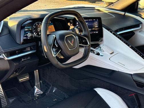 2023 Chevrolet Corvette Stingray w/2LT