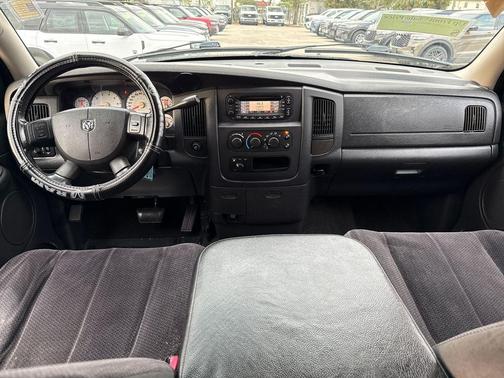 2005 Dodge Ram 1500 SLT Quad Cab