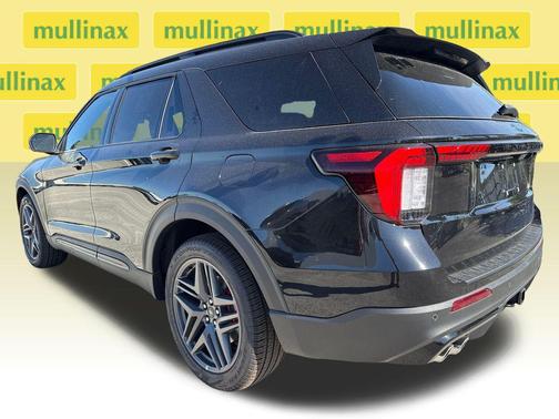AGATE BLACK METALLIC 2026 Ford Explorer ST