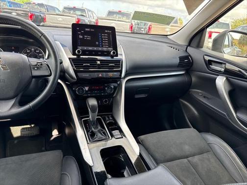2022 Mitsubishi Eclipse Cross SE