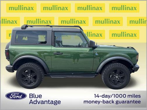 ERUPTION GREEN METALLIC 2024 Ford Bronco Black Diamond