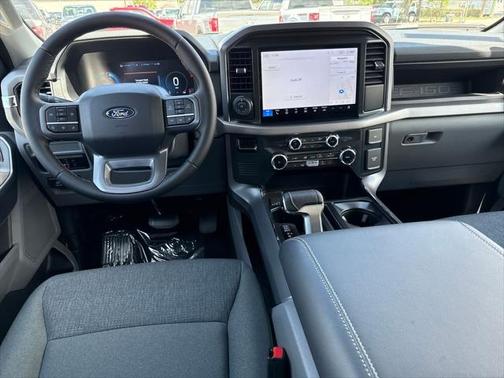 2025 Ford F-150 Lightning XLT